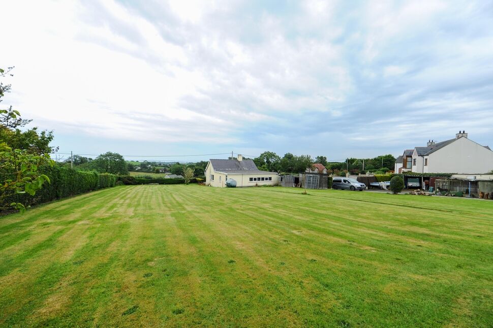 2 bedroom Detached House for sale, Killinchy Road, Comber, BT23 £255,000