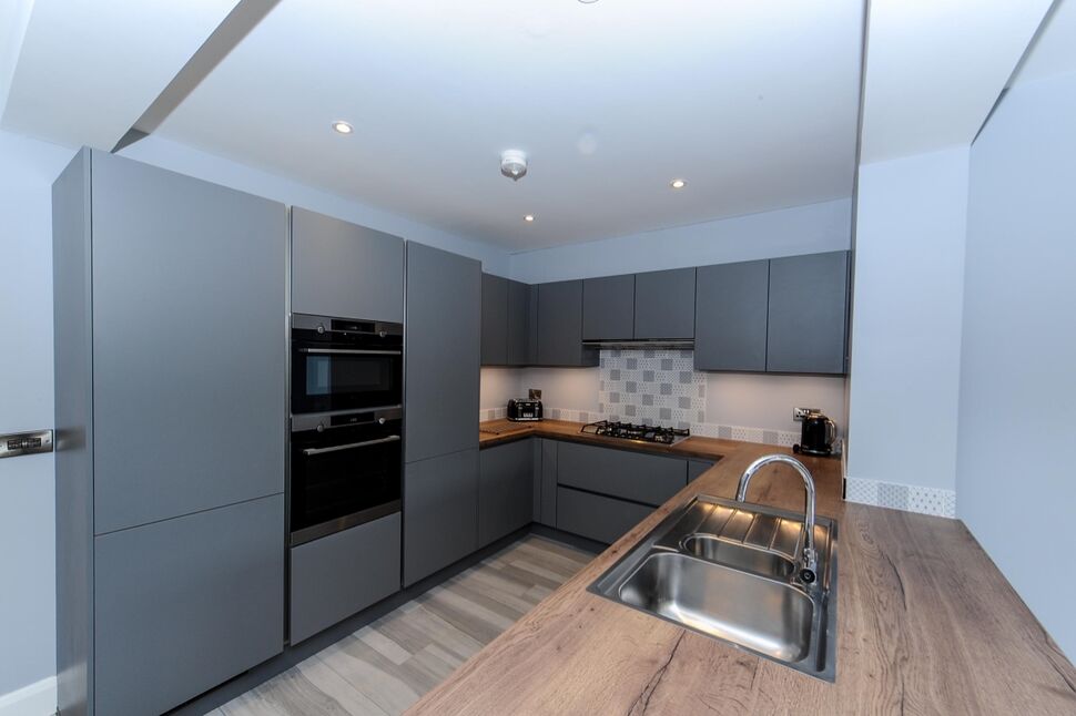 Open Plan Kitchen / Dining
