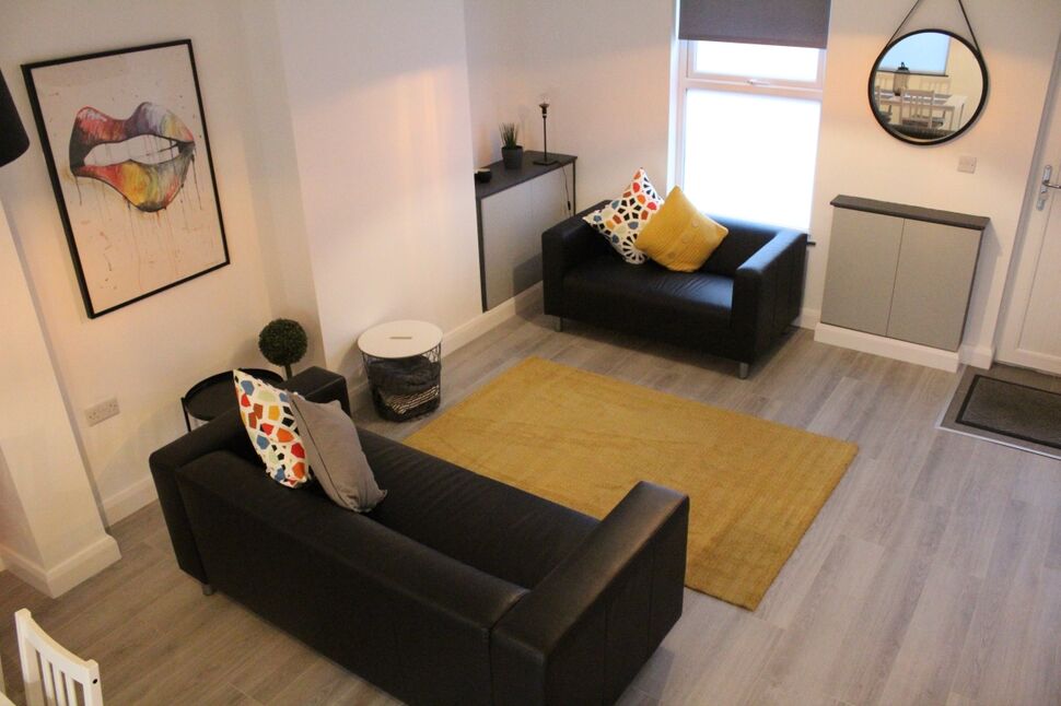 Living Room / Dining Room