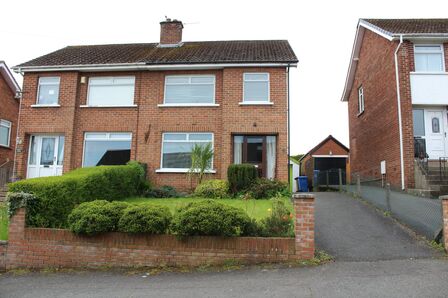 3 bedroom Semi Detached Property to rent