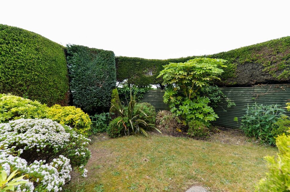 4 bedroom Detached House for sale, Hanwood Heights, Dundonald, BT16 £