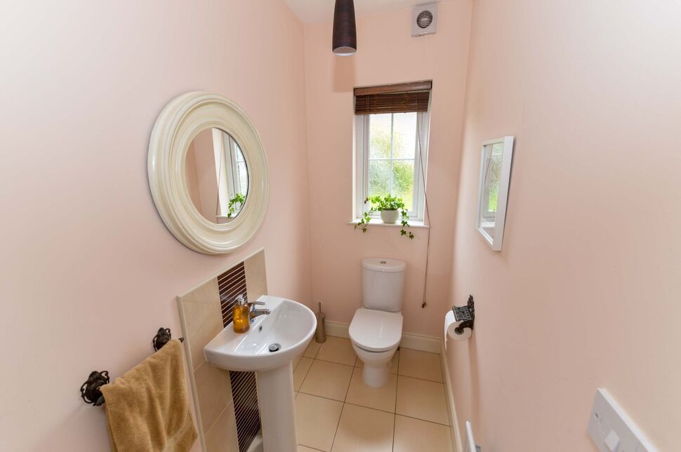 4 bedroom Detached House for sale, Millreagh Avenue, Dundonald, BT16