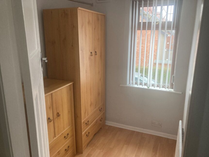 3 bedroom Mid Terrace House for sale, Strandburn Drive, Belfast, BT4