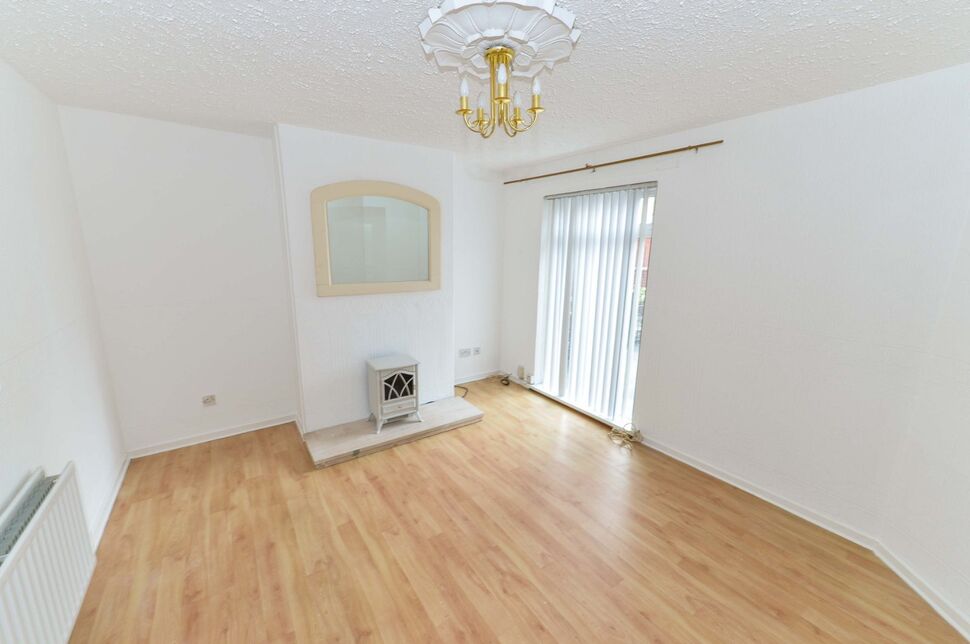 3 bedroom End Terrace House for sale, Armitage Close, Belfast, BT4 £