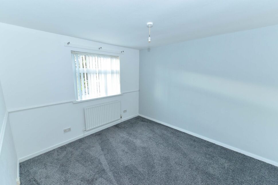 3 bedroom End Terrace House for sale, Armitage Close, Belfast, BT4 £