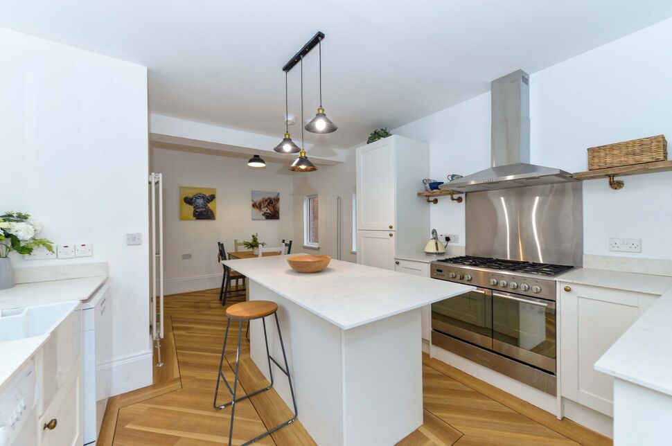 3 bedroom Semi Detached House for sale, Martinez Avenue, Belfast, BT5 £325,000