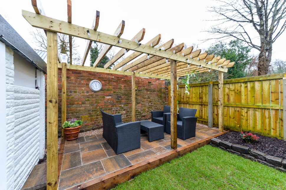 3 bedroom Semi Detached House for sale, Martinez Avenue, Belfast, BT5 £325,000