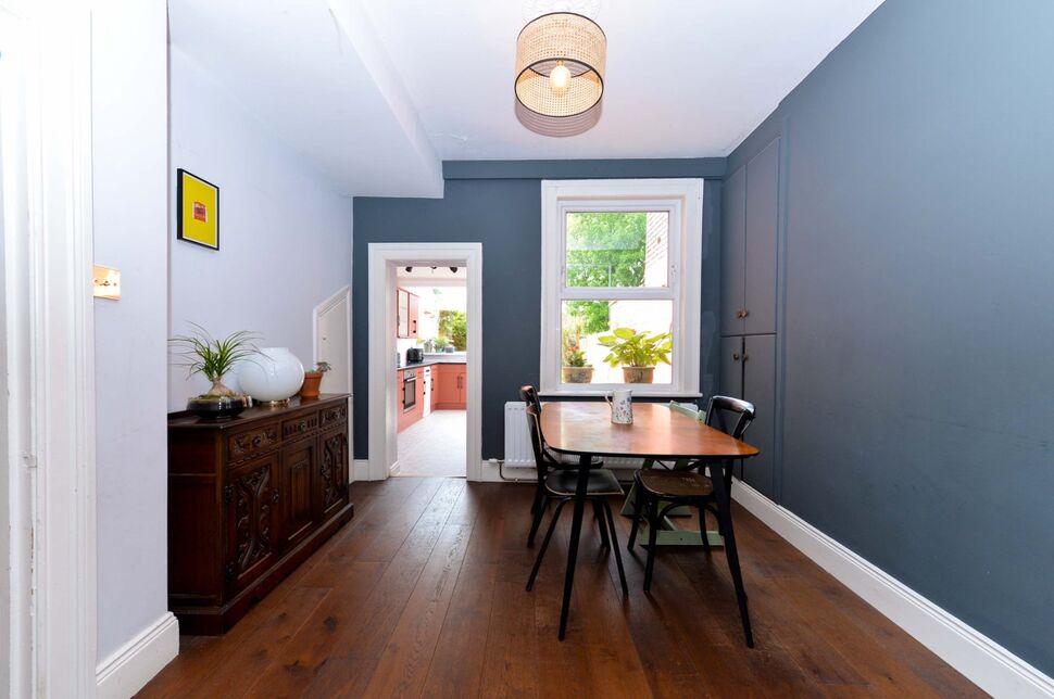 4 bedroom Mid Terrace House for sale, Oakland Avenue, Belfast, BT4 £