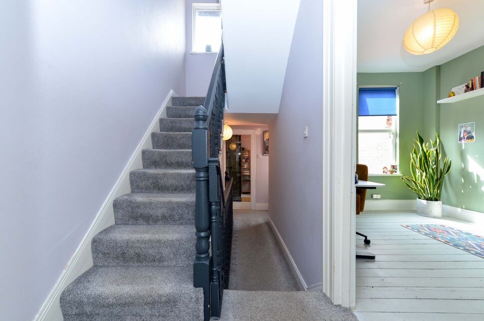 4 bedroom Mid Terrace House for sale, Oakland Avenue, Belfast, BT4 £