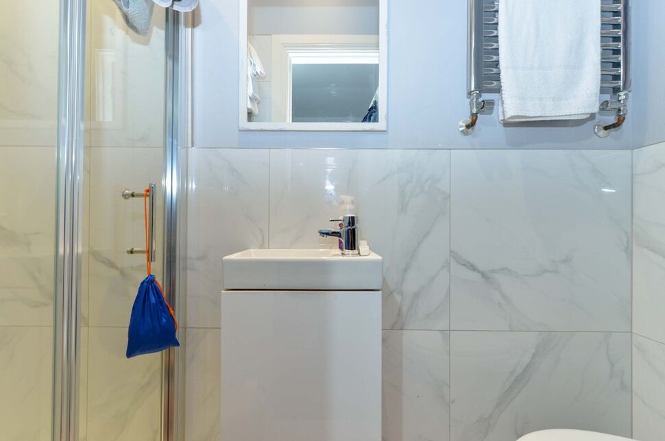 3 bedroom Semi Detached House for sale, Bloomfield Road, Belfast, BT5 £295,000