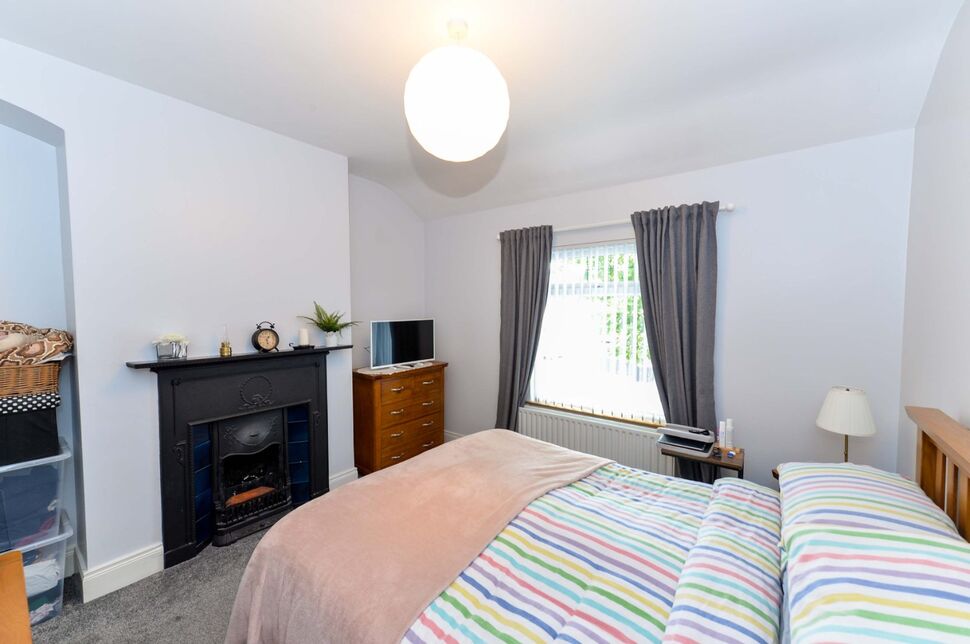 3 bedroom Semi Detached House for sale, Bloomfield Road, Belfast, BT5 £295,000