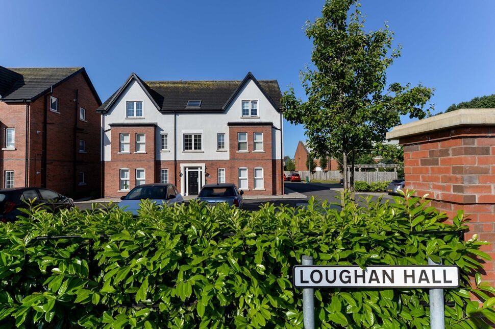 Main image of 2 bedroom  Flat for sale, Dundonald, Belfast, County Down, BT16