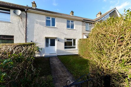 3 bedroom Mid Terrace House for sale