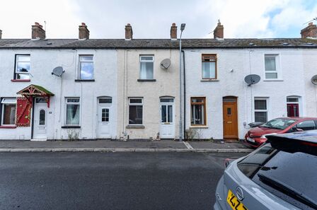 Lisavon Street, 2 bedroom Mid Terrace House for sale, £125,000