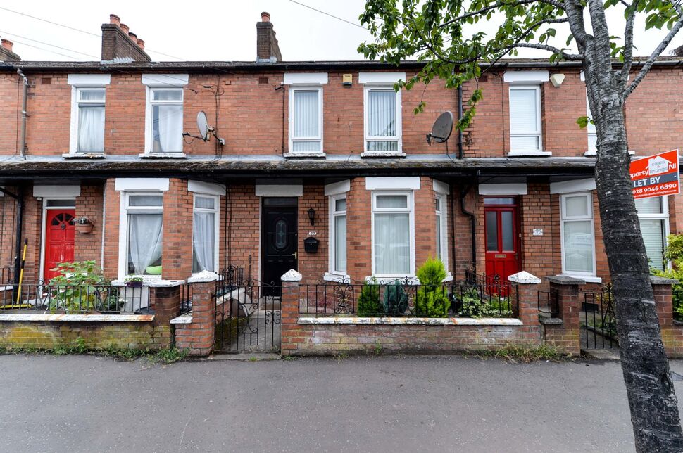 Main image of 3 bedroom Mid Terrace House for sale, Ravenscroft Avenue, Belfast, County Antrim, BT5