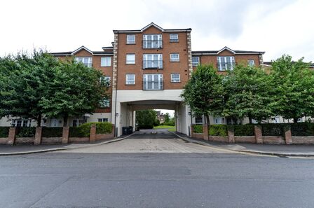 2 bedroom  Flat for sale