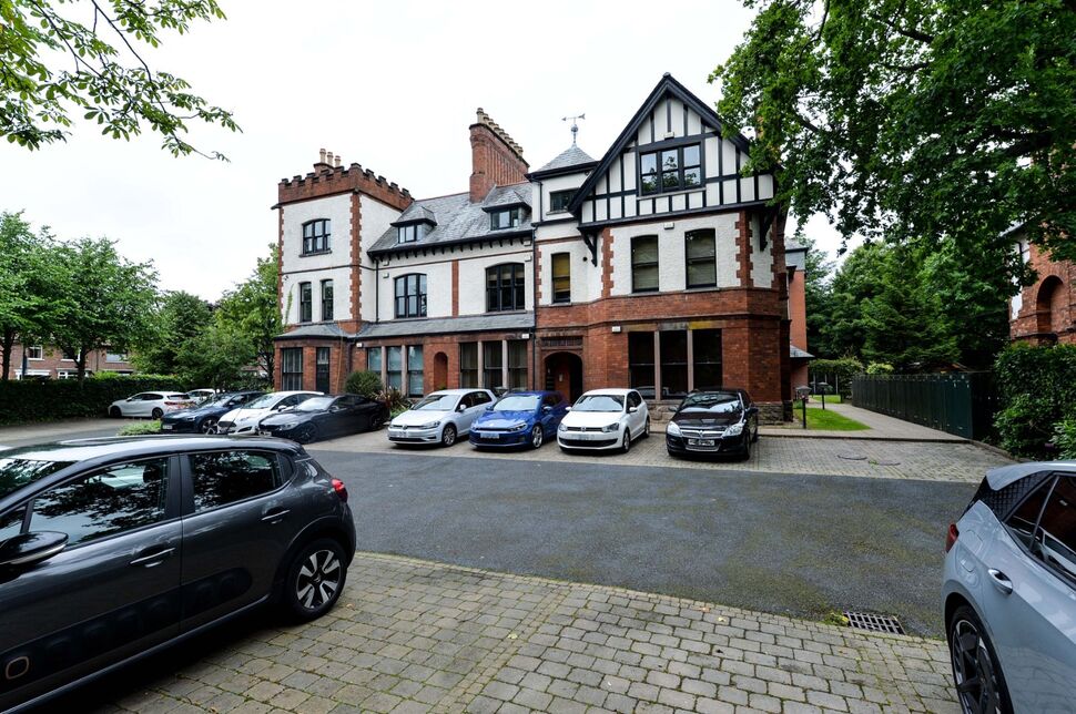 2 bedroom  Flat for sale