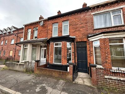 2 bedroom Mid Terrace House for sale