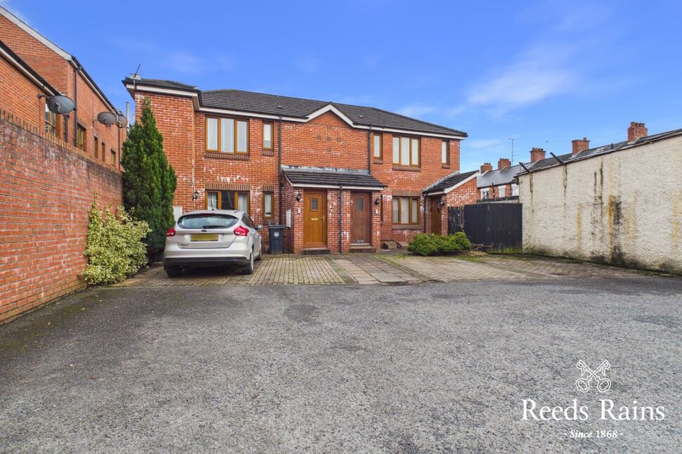 Main image of 1 bedroom Flat for sale, Beersbridge Road, Belfast, County Antrim, BT5
