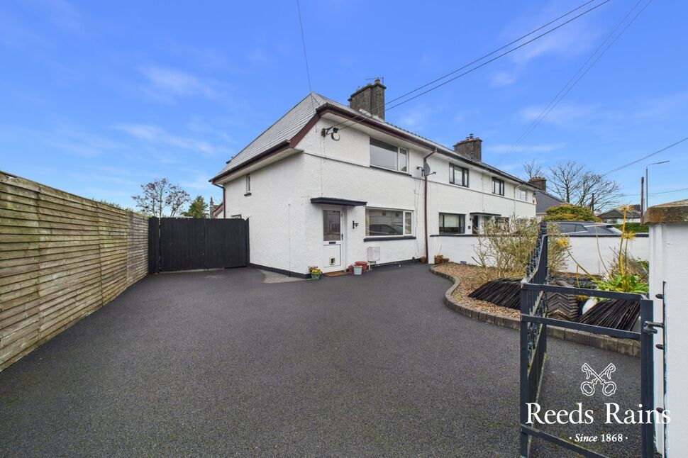 2 bedroom End Terrace House for sale