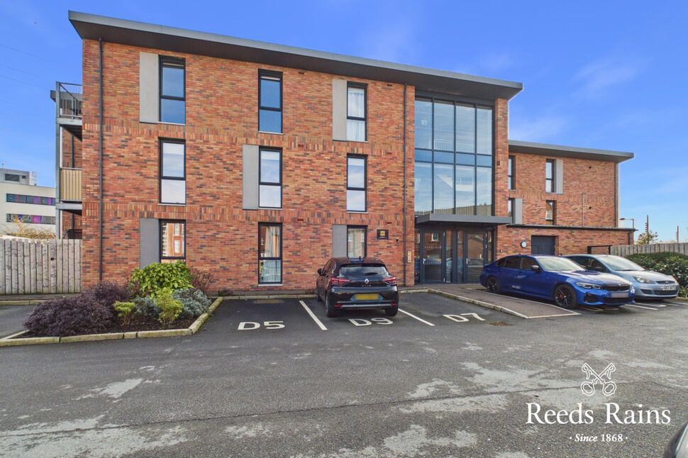 Main image of 2 bedroom Flat for sale, Lewis Mews, Belfast, County Antrim, BT4
