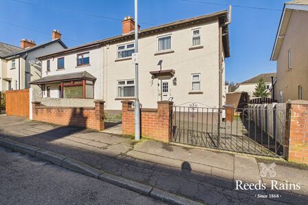 Wandsworth Parade, 3 bedroom Semi Detached House for sale, &pound;275,000
