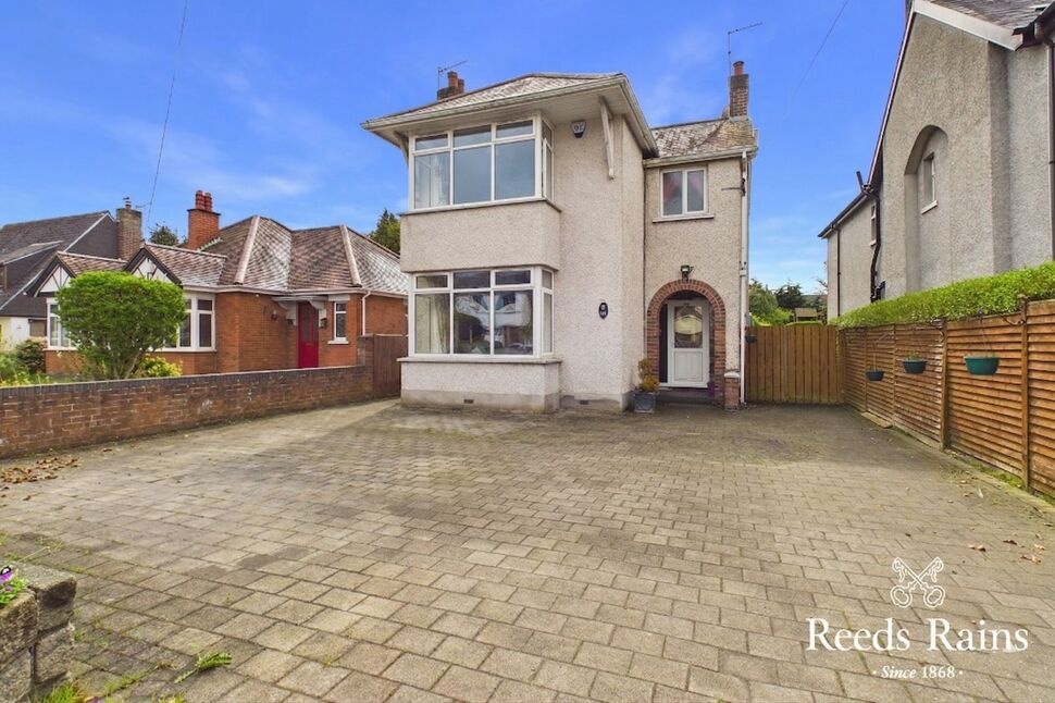 3 bedroom Detached House for sale