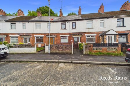 Strandburn Drive, 3 bedroom Mid Terrace House for sale, &pound;124,950