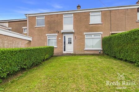 3 bedroom End Terrace House for sale