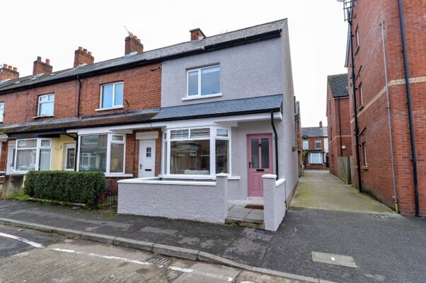 Main image of 2 bedroom End Terrace House for sale, Lichfield Avenue, Belfast, County Antrim, BT5