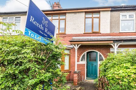 Brownedge Road, 3 bedroom Mid Terrace House to rent, &pound;895 pcm