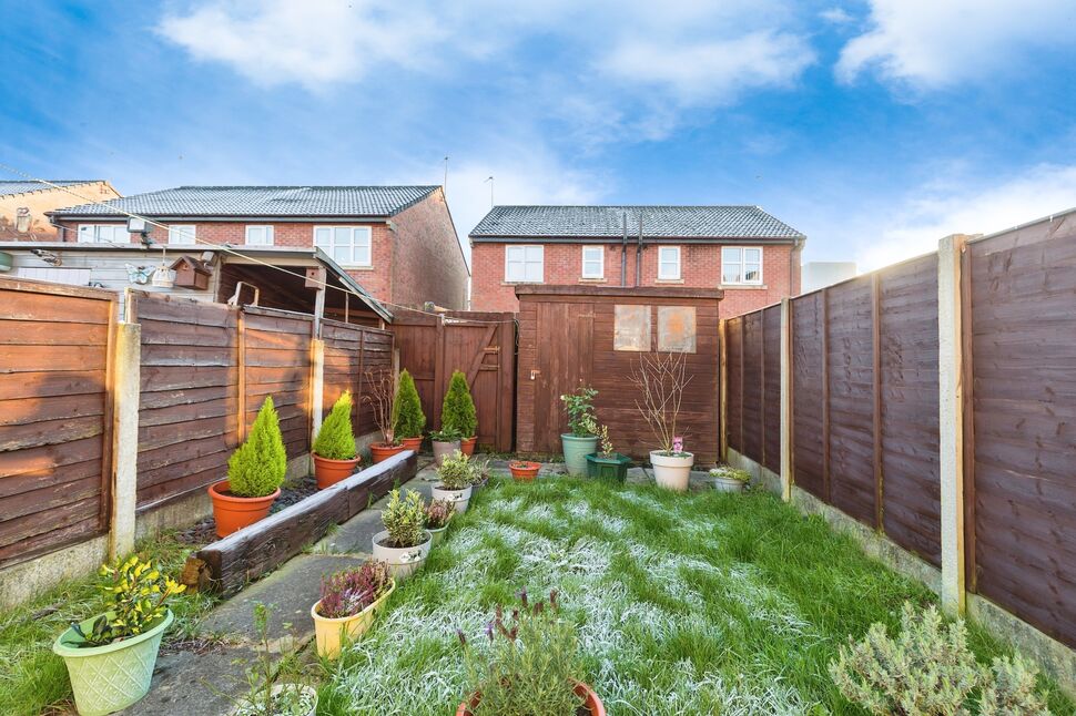 2 bedroom Mid Terrace House for sale, Lady Acre, Bamber Bridge, PR5 £