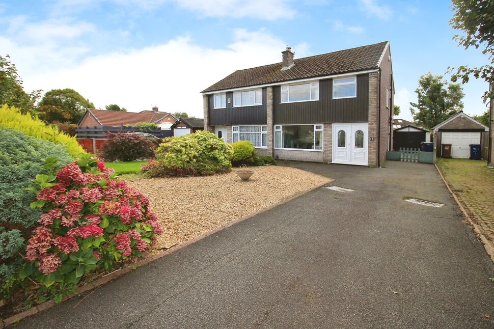 Main image of 3 bedroom Semi Detached House to rent, Coniston Drive, Walton-Le-Dale, Preston, PR5