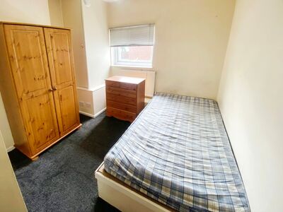 School Lane, 1 bedroom  Room to rent, £325 pcm