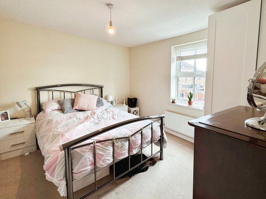 2 bedroom Flat for sale, Holland House Road, WaltonleDale, PR5 £110,000