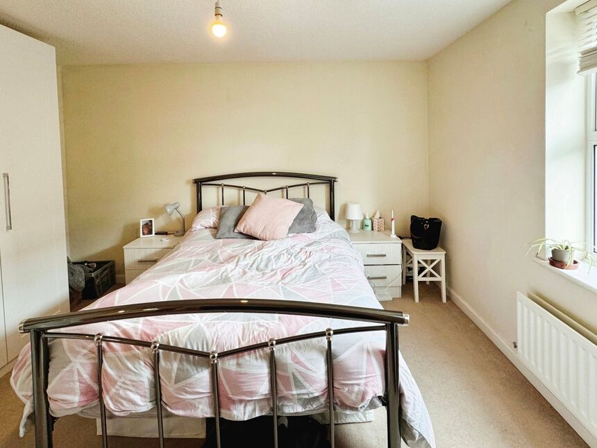 2 bedroom Flat for sale, Holland House Road, WaltonleDale, PR5 £110,000