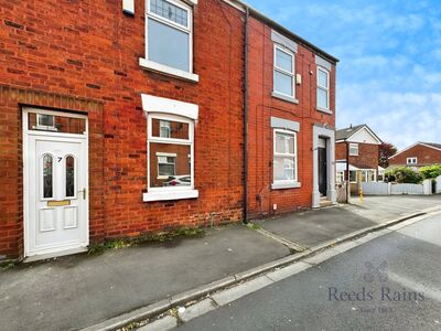 Duke Street, 2 bedroom Mid Terrace House for sale, £115,000