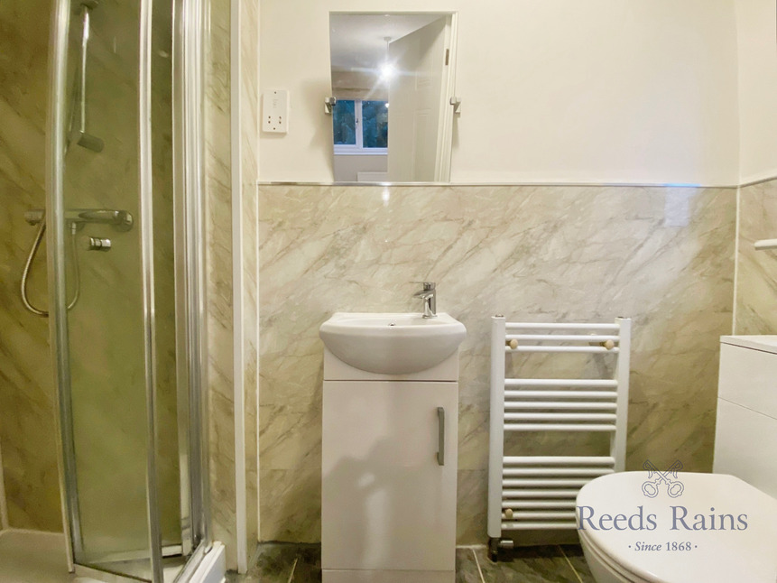 En-Suite Bathroom
