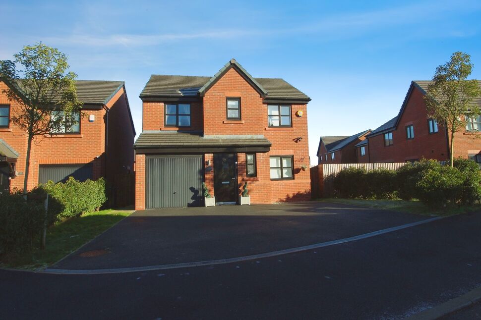 Main image of 4 bedroom Detached House to rent, Sussex Close, Bamber Bridge, Lancashire, PR5