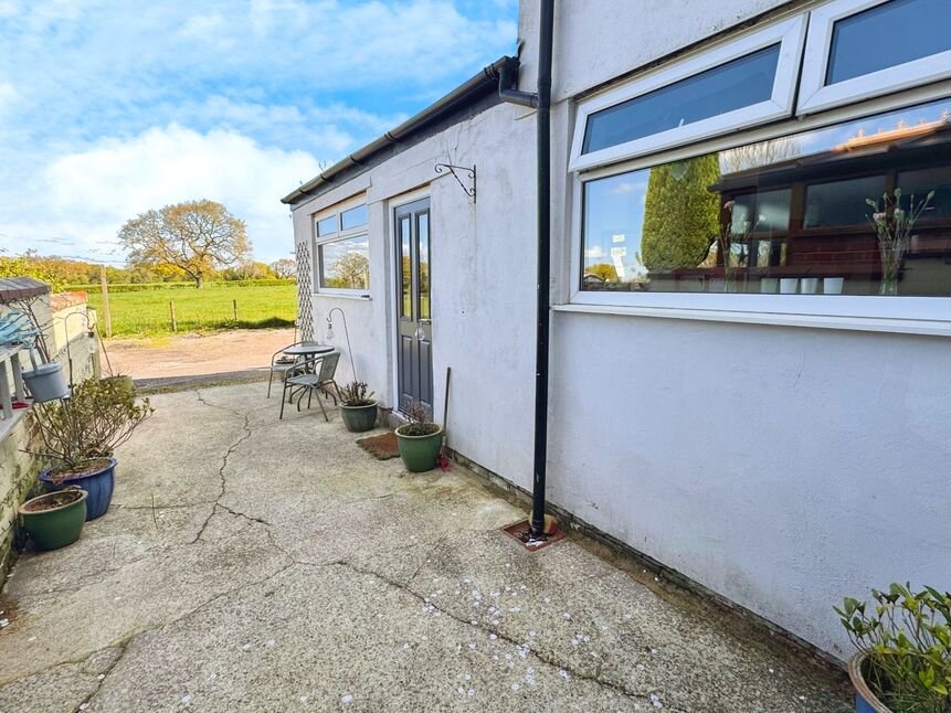 3 bedroom Semi Detached House for sale, Hoghton Lane, Hoghton, PR5 £