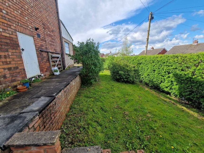 2 bedroom Semi Detached House for sale, Windsor Road, WaltonleDale