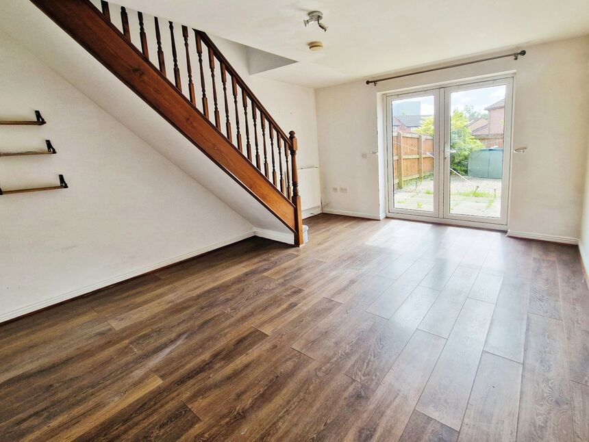 2 bedroom Mid Terrace House for sale, Lady Acre, Bamber Bridge, PR5 £