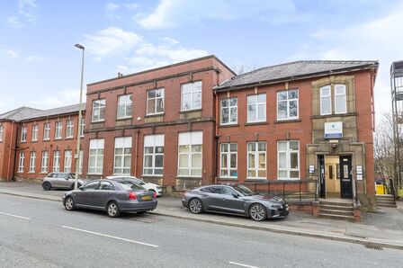 Union Street, 1 bedroom Flat to rent, &pound;795 pcm