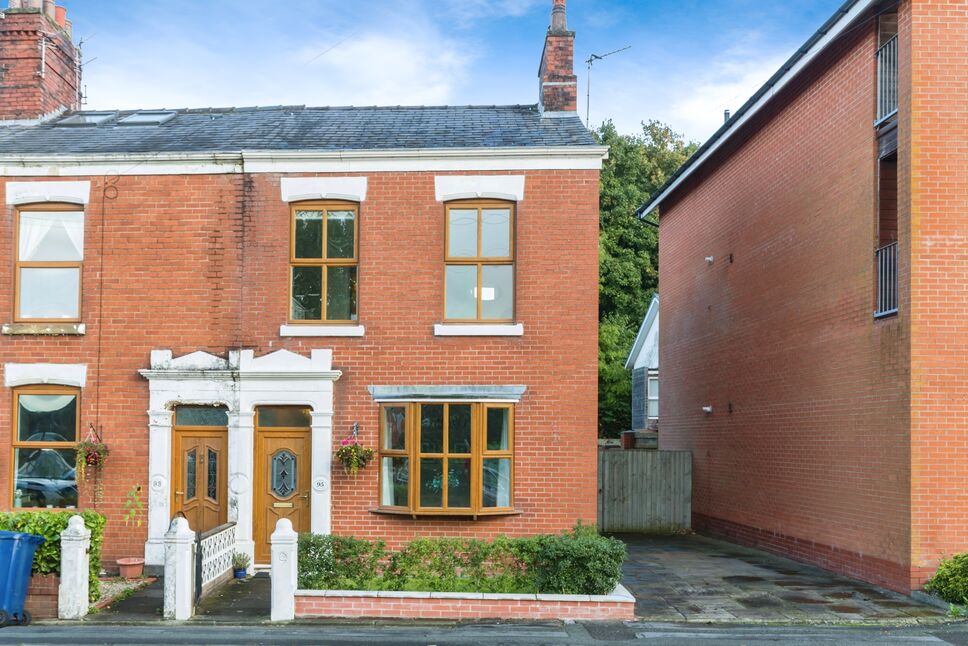 Main image of 3 bedroom End Terrace House for sale, Higher Walton Road, Walton-le-Dale, Lancashire, PR5