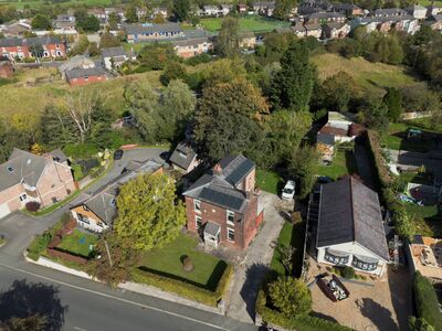Gregson Lane, 4 bedroom Detached House for sale, £400,000