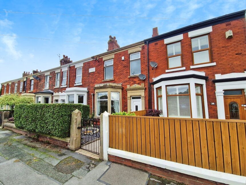 Main image of 2 bedroom Mid Terrace House to rent, Higher Walton Road, Walton-le-Dale, Lancashire, PR5