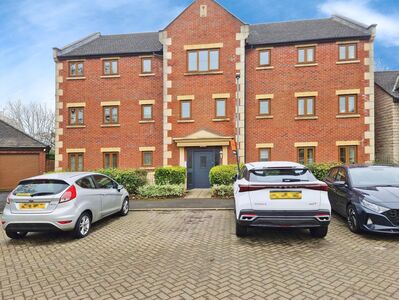 2 bedroom  Flat for sale