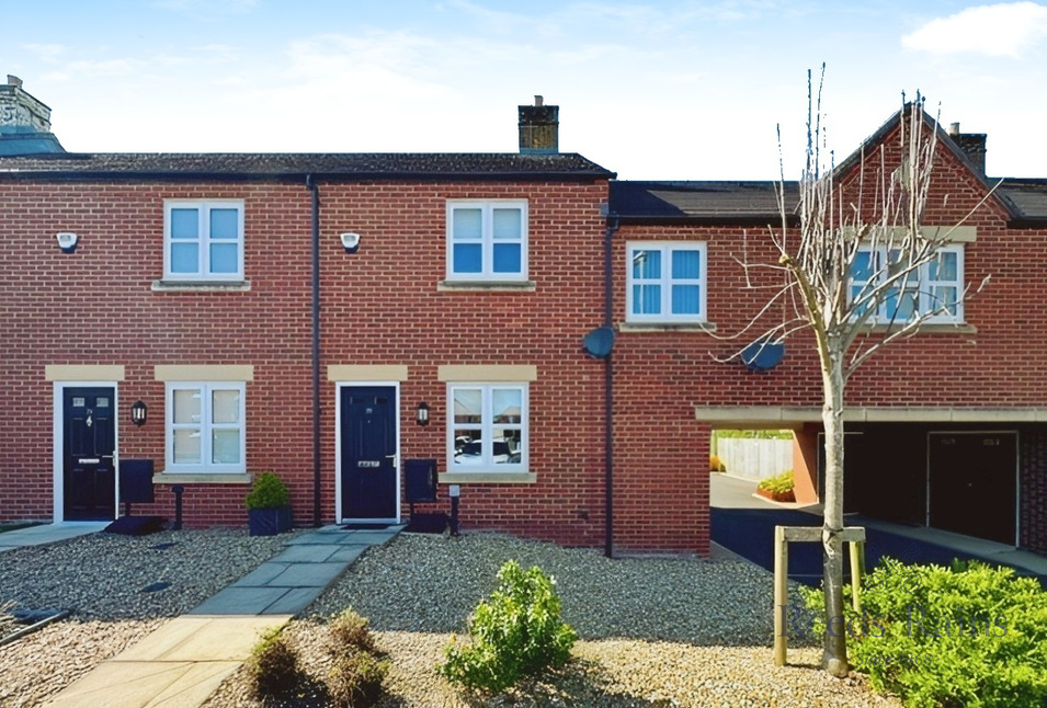 Main image of 2 bedroom Mid Terrace House for sale, Central Park Road, Lostock Hall, Lancashire, PR5
