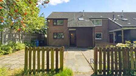 3 bedroom End Terrace House for sale