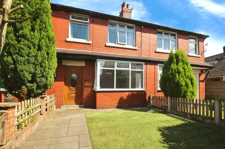 Nelson Street, 3 bedroom Mid Terrace House to rent, £875 pcm